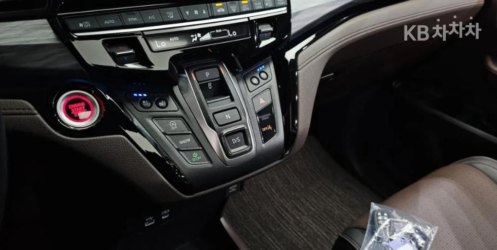 2025 Honda Used Car photo