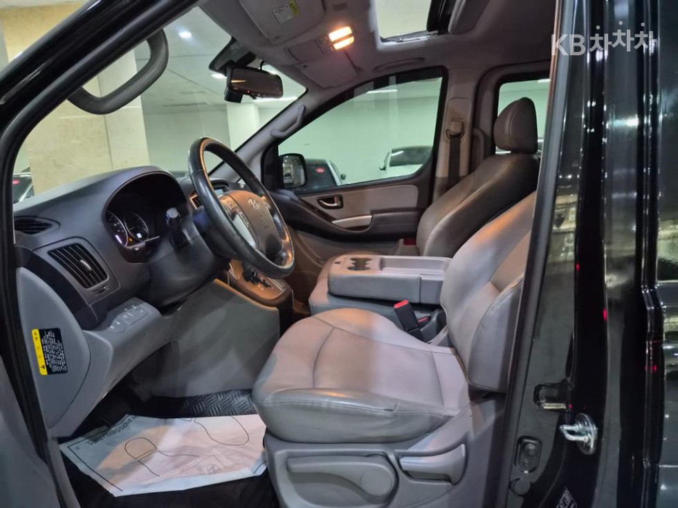 Hyundai Starex — miniaturë 11