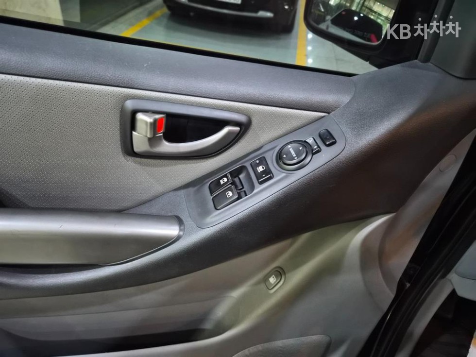 Hyundai Starex — miniaturë 14