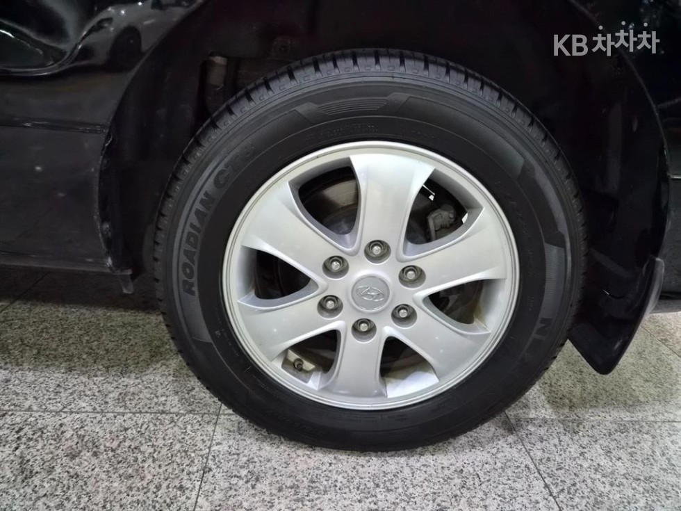 Hyundai Starex — miniaturë 18