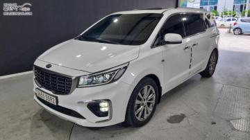 Kia Carnival 9인승 2.2 디젤 — foto 1
