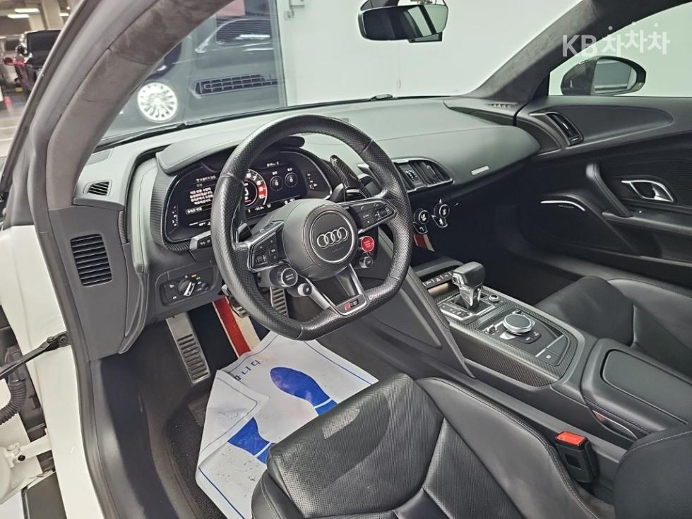 2018 Audi R8 (4S) photo