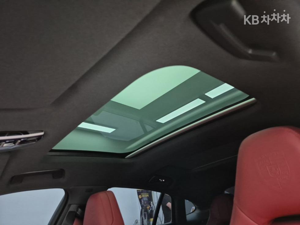 Porsche Panamera — miniaturë 13