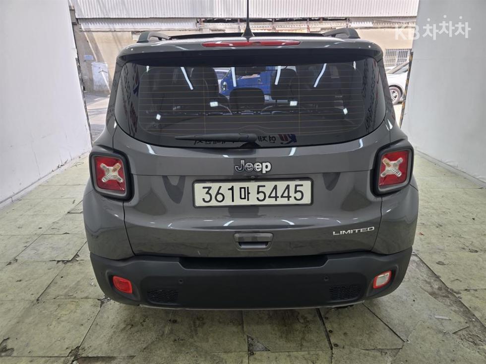 Jeep Renegade, 2021, фотография 3