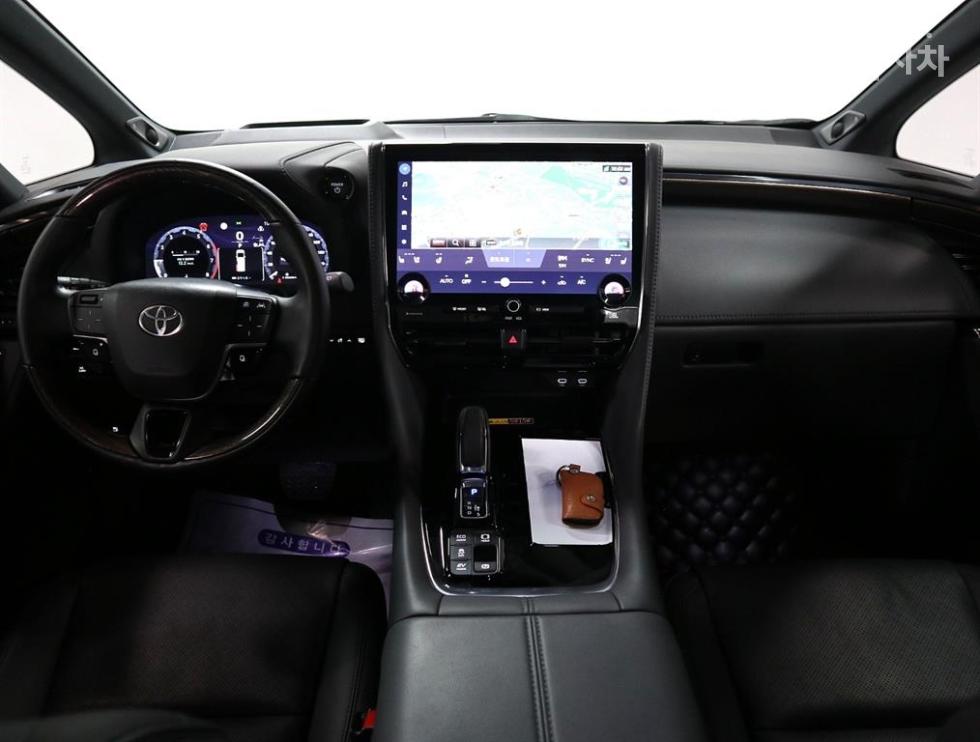 Toyota Alphard — miniaturë 5