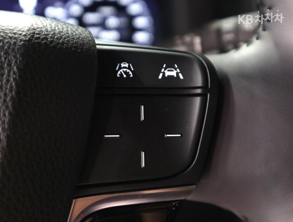 Toyota Alphard — miniaturë 13