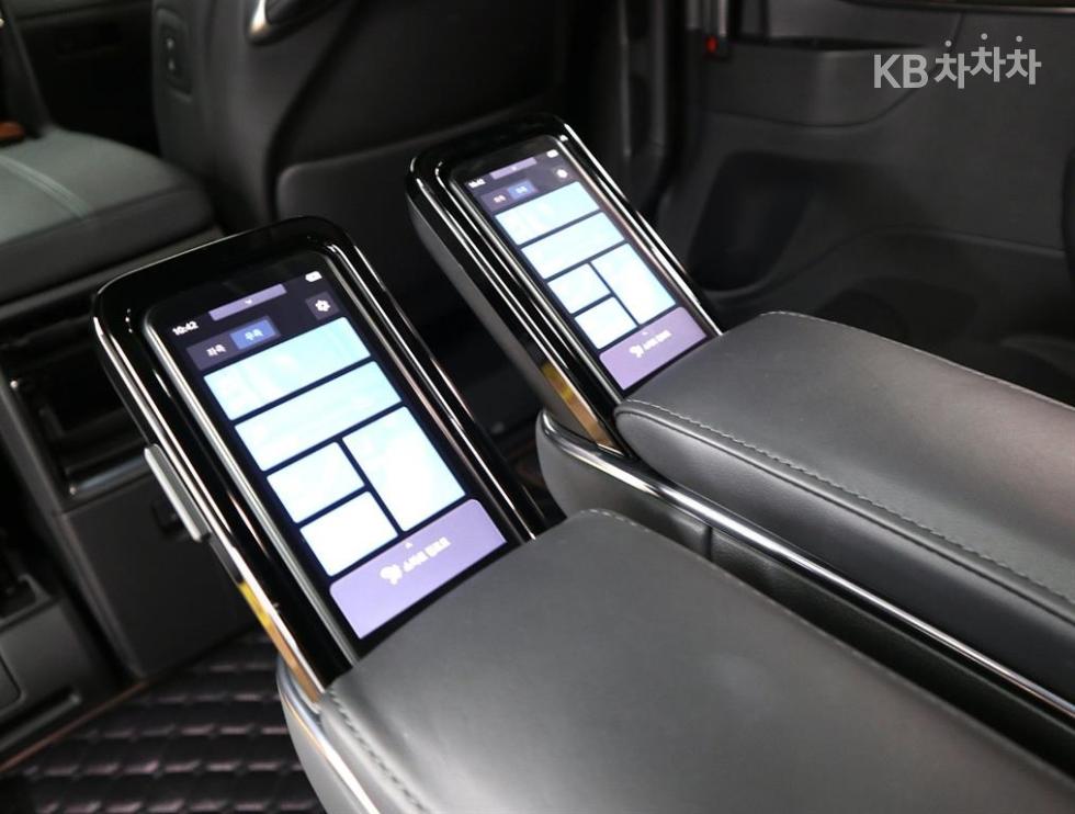 Toyota Alphard — miniaturë 16
