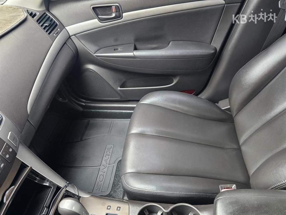 Hyundai Sonata — miniaturë 13