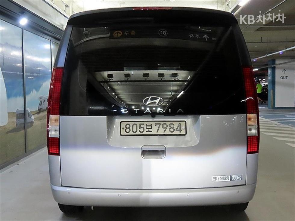 Hyundai Staria — miniaturë 5
