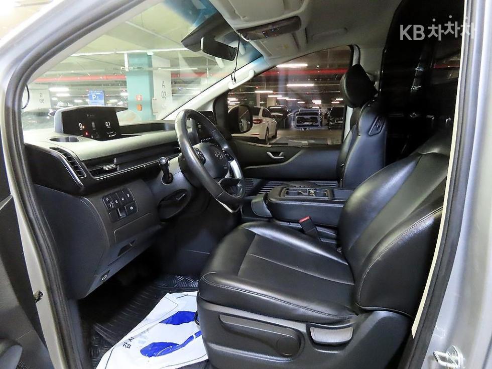 Hyundai Staria — miniaturë 6