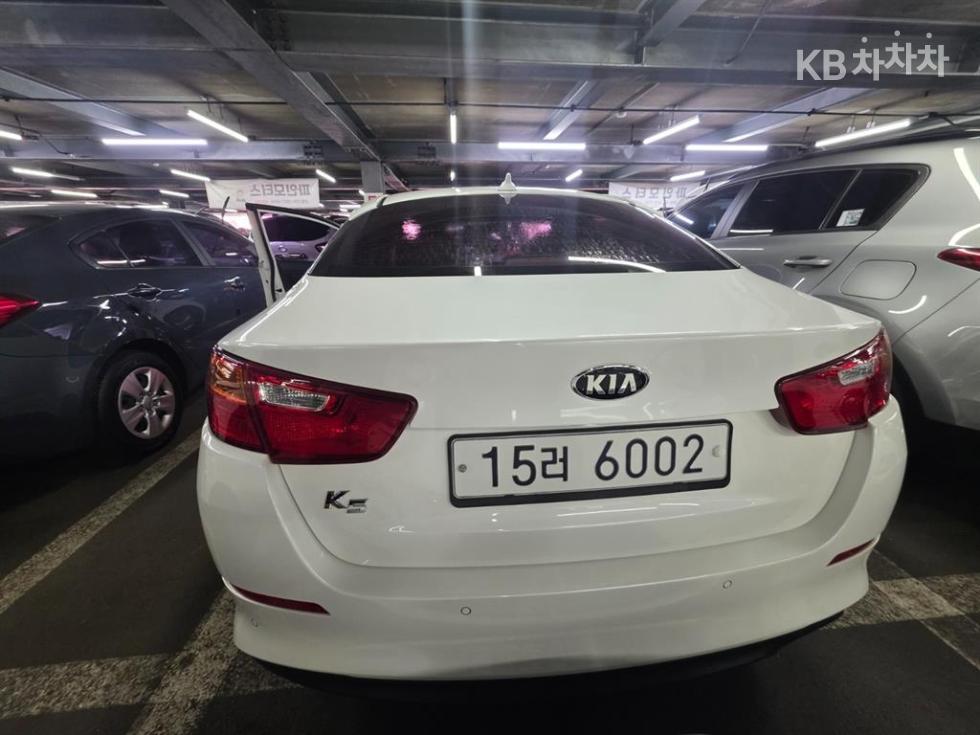 Kia K5 — miniaturë 2
