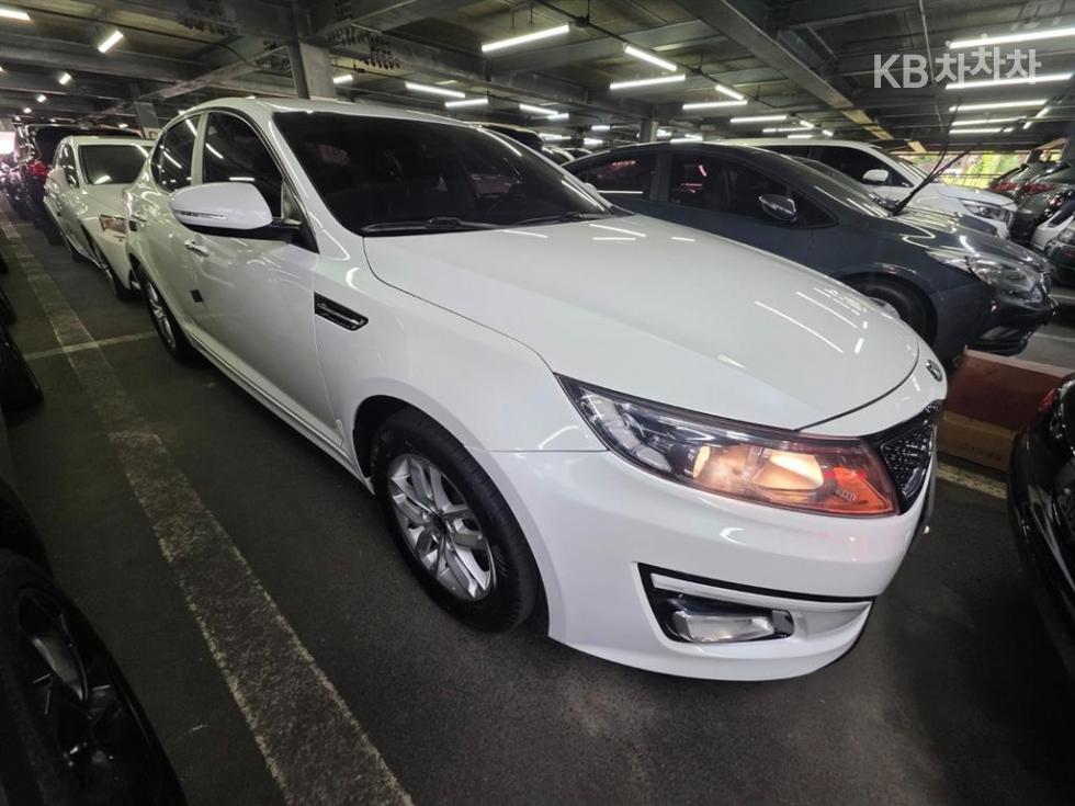 Kia K5 — miniaturë 3