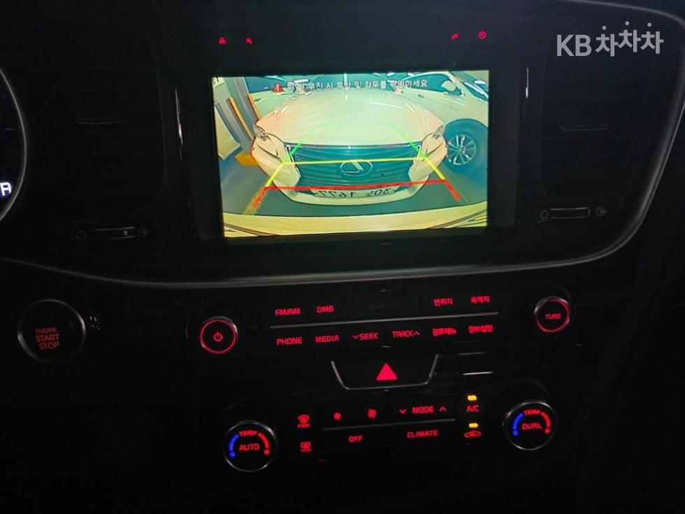 Kia K5 — miniaturë 9