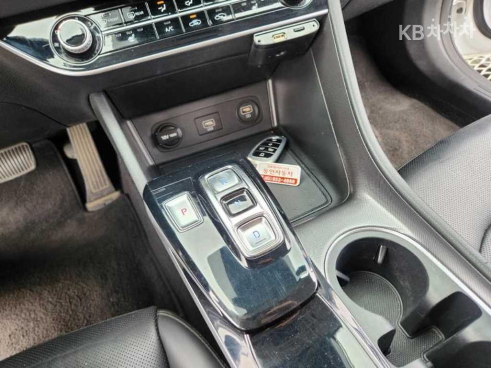 Hyundai Sonata — miniaturë 17
