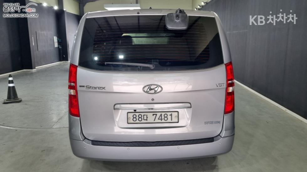 Hyundai Starex — miniaturë 4
