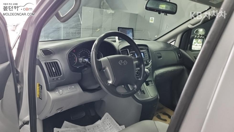 Hyundai Starex — miniaturë 9