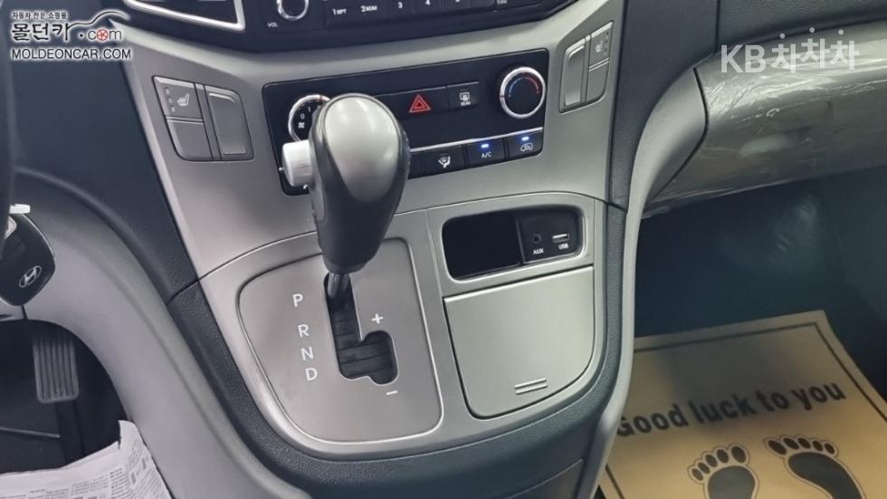 Hyundai Starex — miniaturë 13