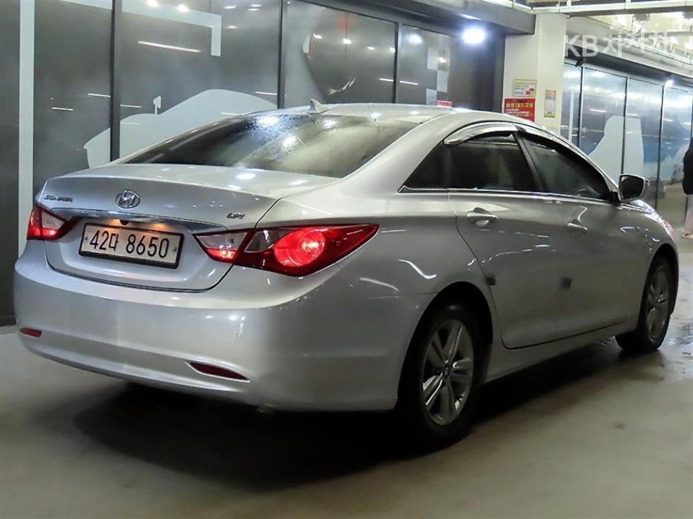 Hyundai Sonata — miniaturë 4