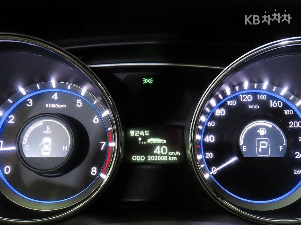 Hyundai Sonata — miniaturë 9