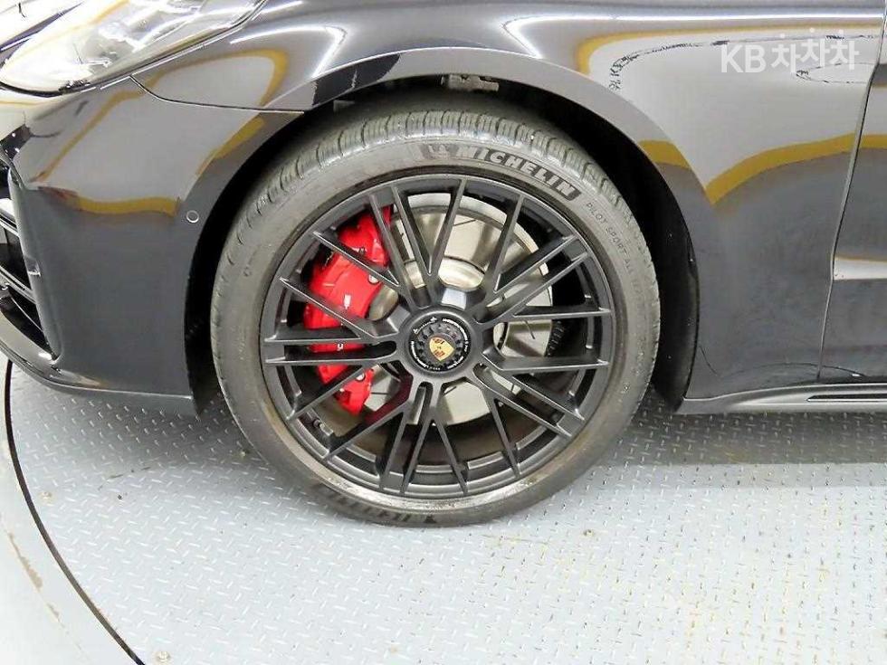Porsche Panamera — miniaturë 20