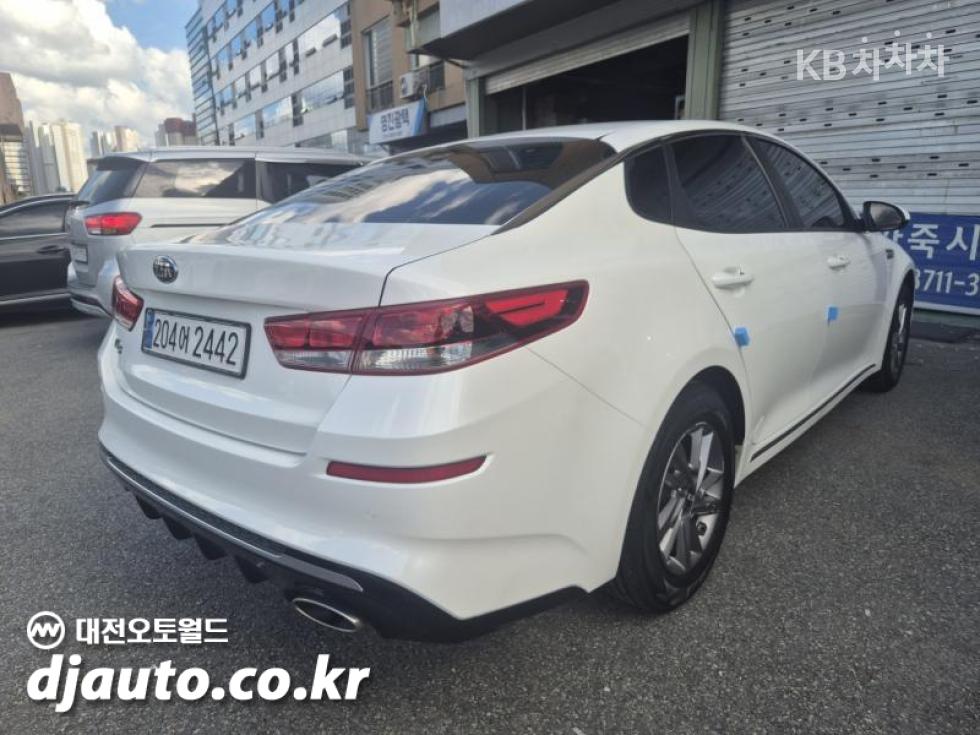 Kia K5 — miniaturë 4