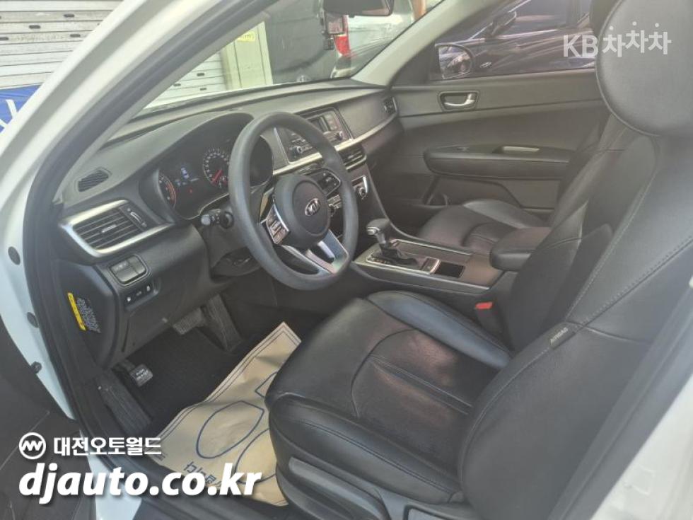 Kia K5 — miniaturë 7