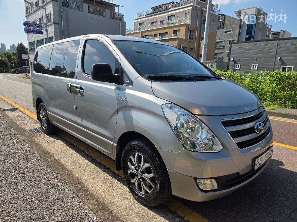 Hyundai Starex — miniaturë 4