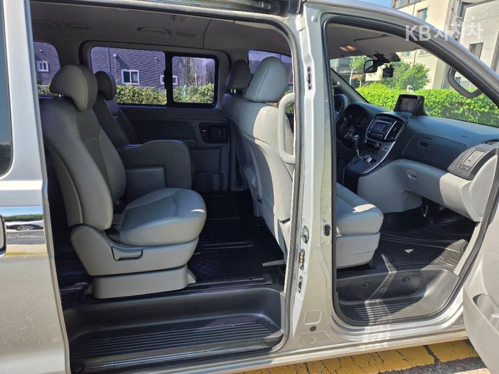 Hyundai Starex — miniaturë 12