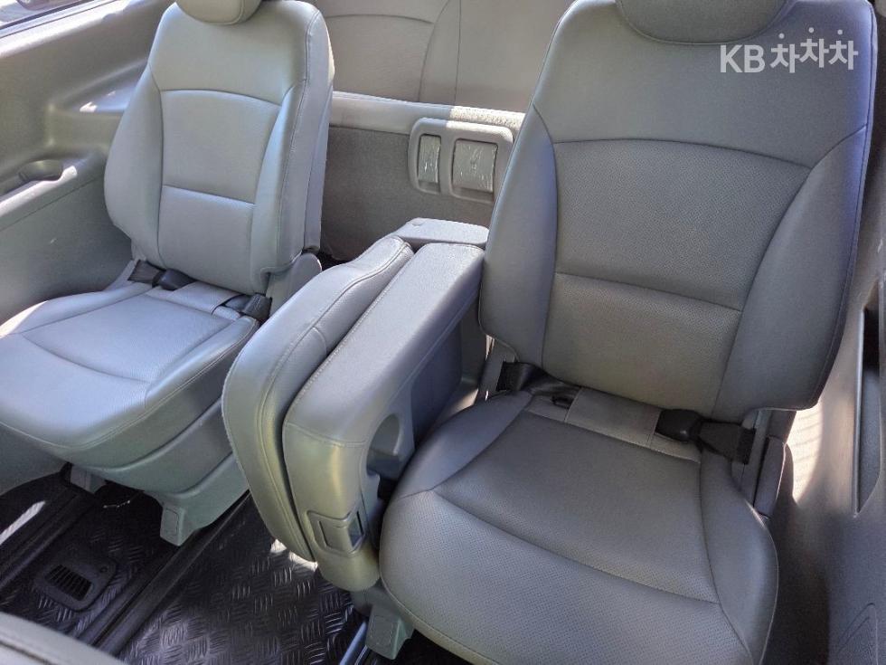 Hyundai Starex — miniaturë 9