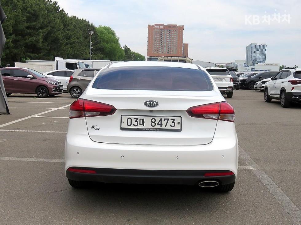 Kia K3 — miniaturë 3