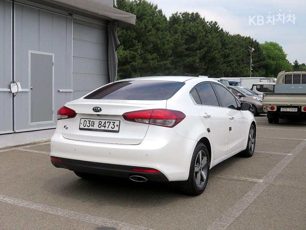 Kia K3 — miniaturë 4