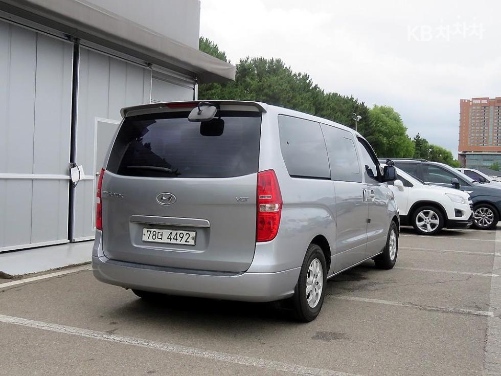 Hyundai Starex — miniaturë 4
