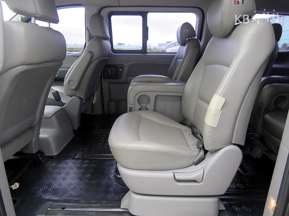 Hyundai Starex — miniaturë 7