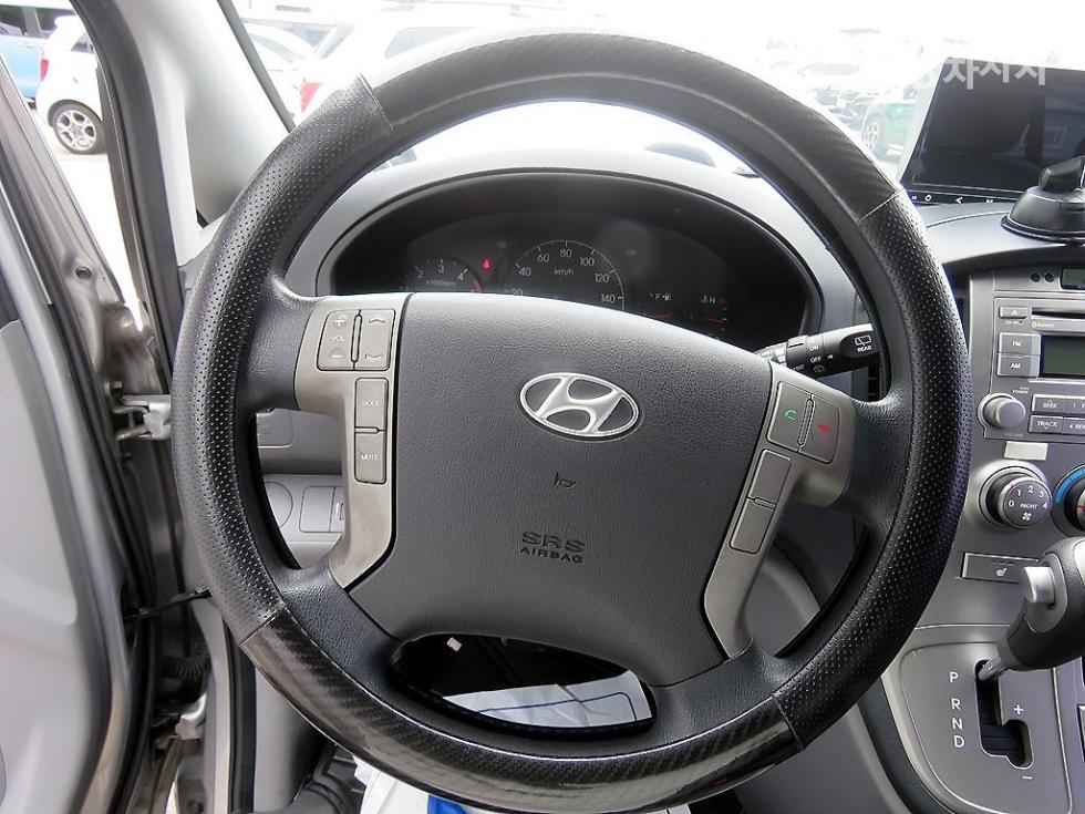 Hyundai Starex — miniaturë 11