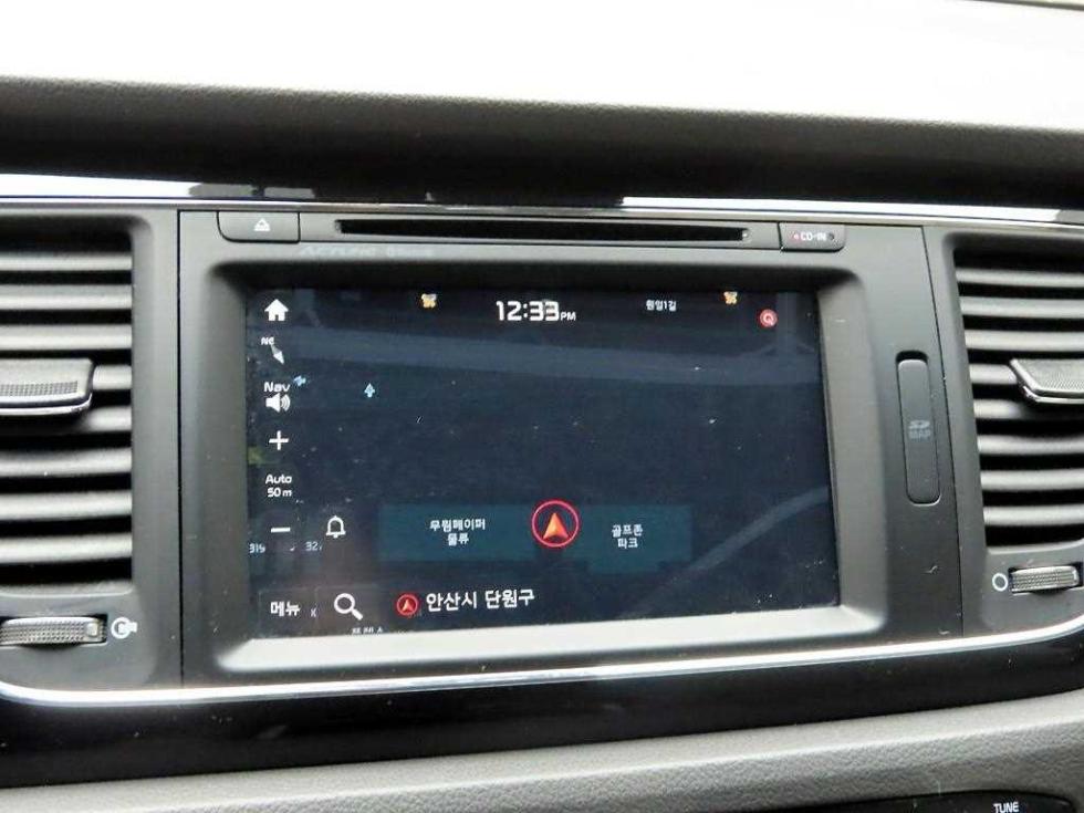Kia Carnival — miniaturë 8