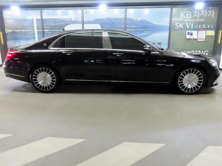 Mercedes-Benz S-klasse — miniaturë 3