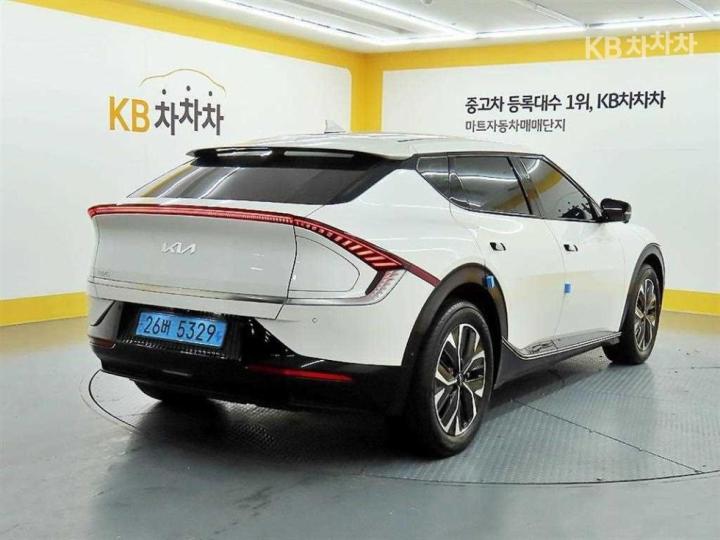 Kia EV6 롱 레인지 2WD Earth 2