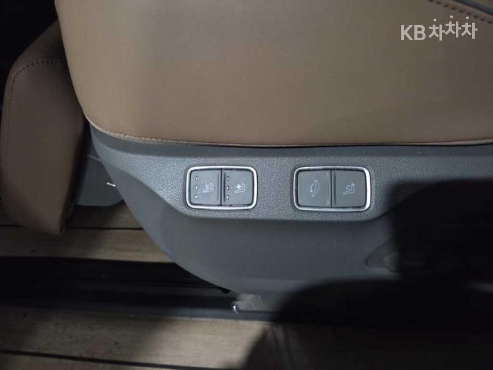 Hyundai Staria — miniaturë 8