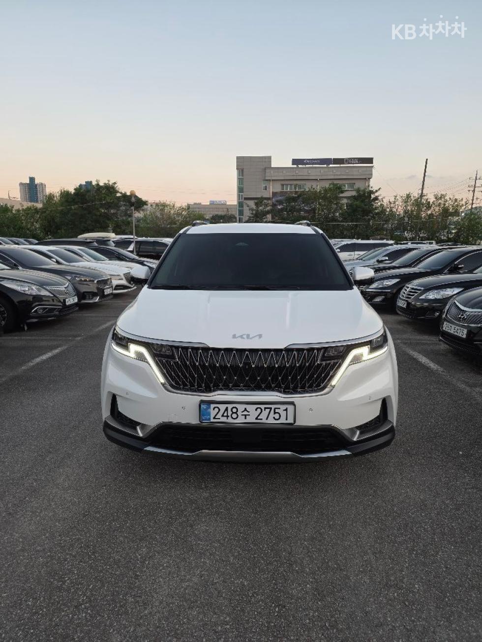 Kia Карнивал