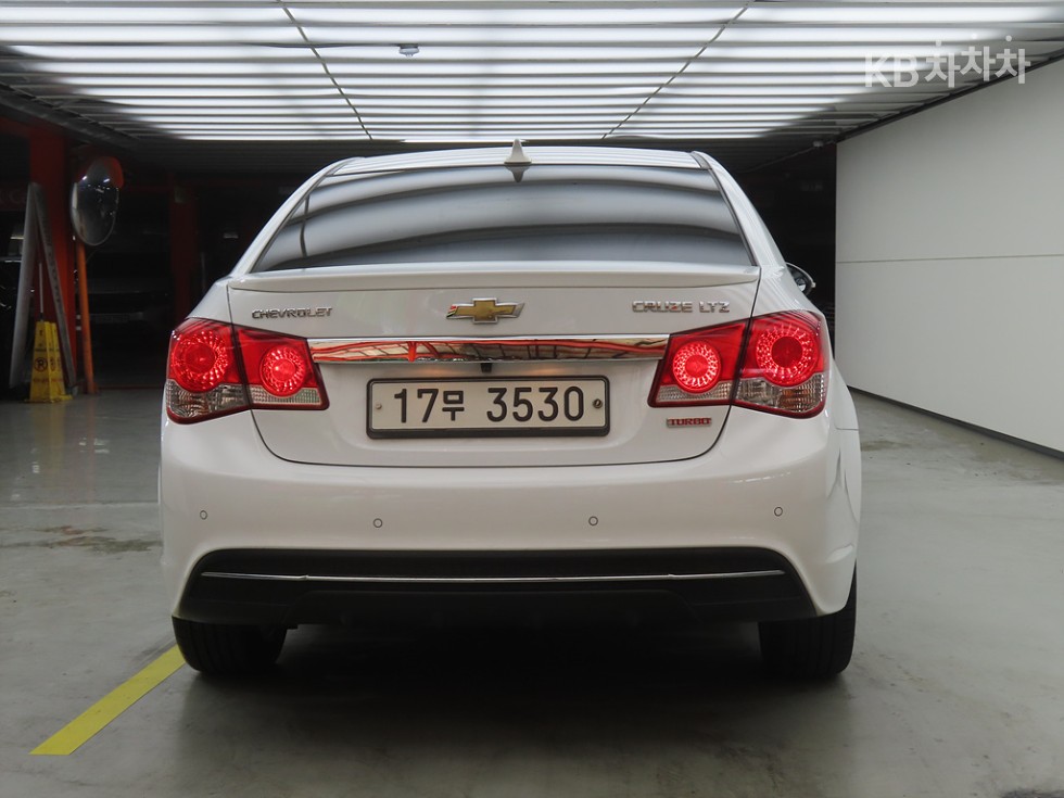 Chevrolet Cruze — miniaturë 4