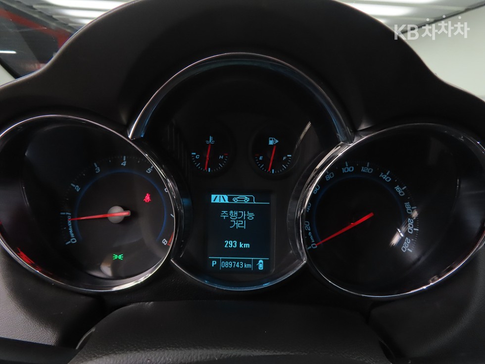 Chevrolet Cruze — miniaturë 9