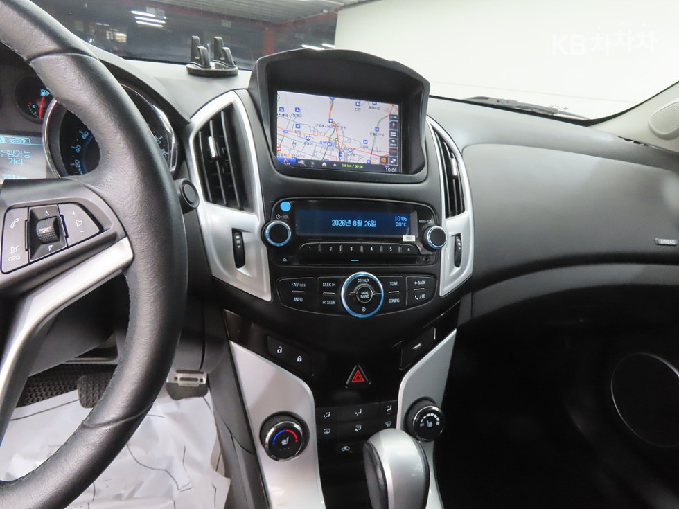 Chevrolet Cruze — miniaturë 10