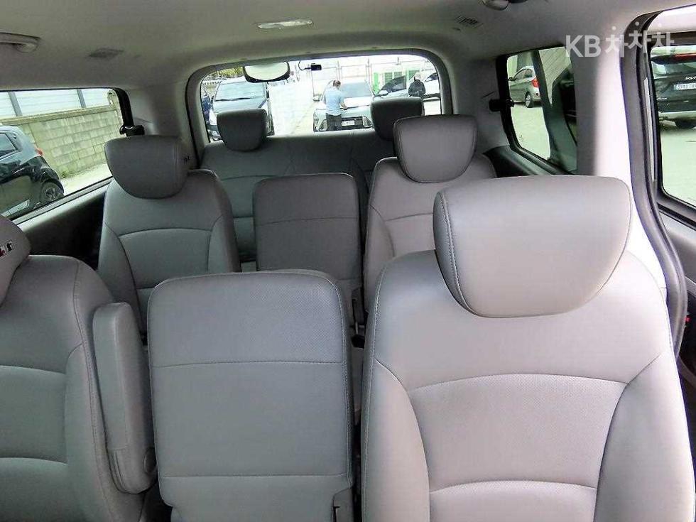 Hyundai Starex — miniaturë 7