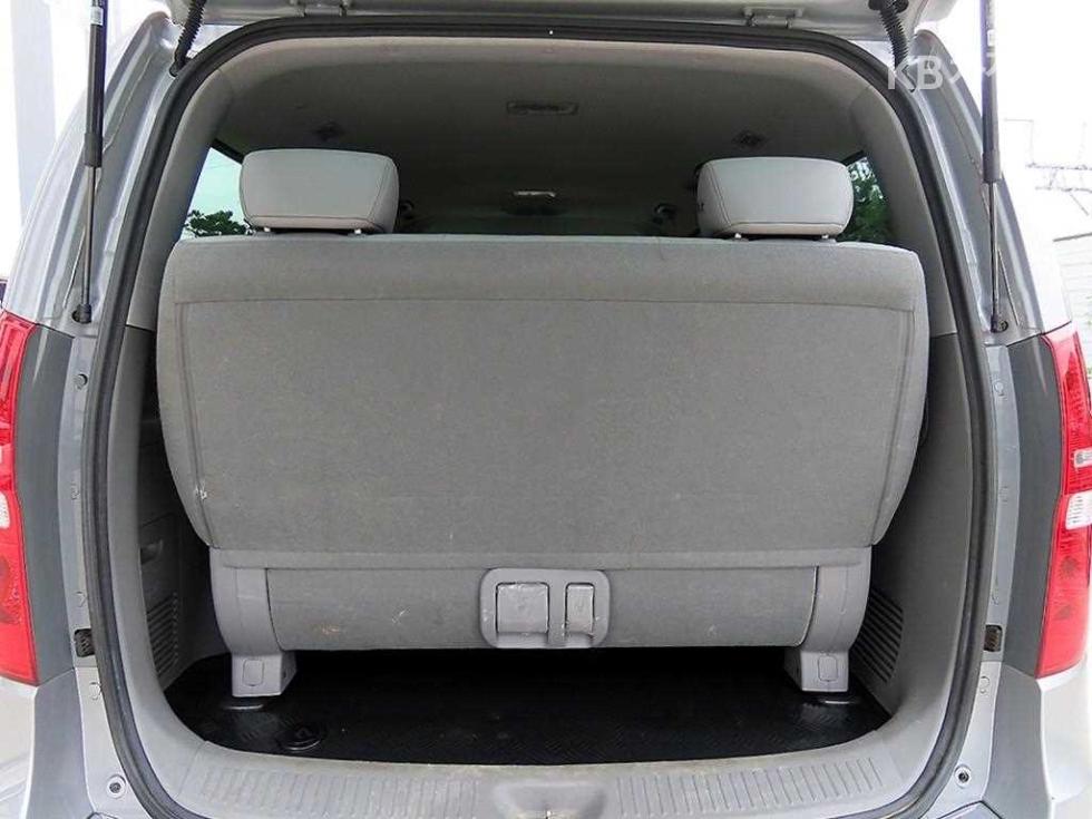 Hyundai Starex — miniaturë 18