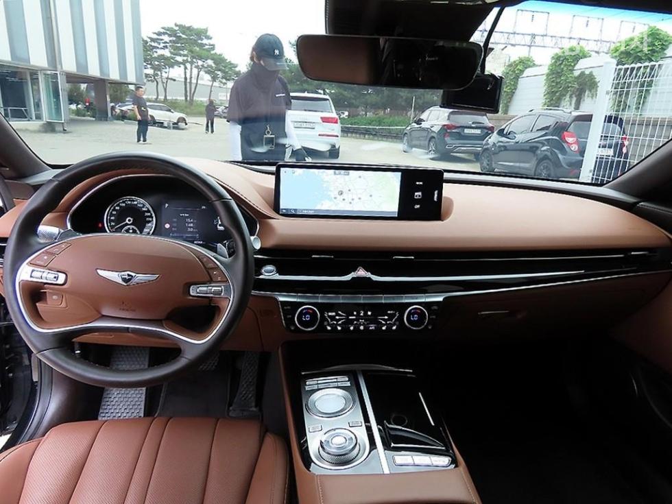 Genesis G80 — miniaturë 7