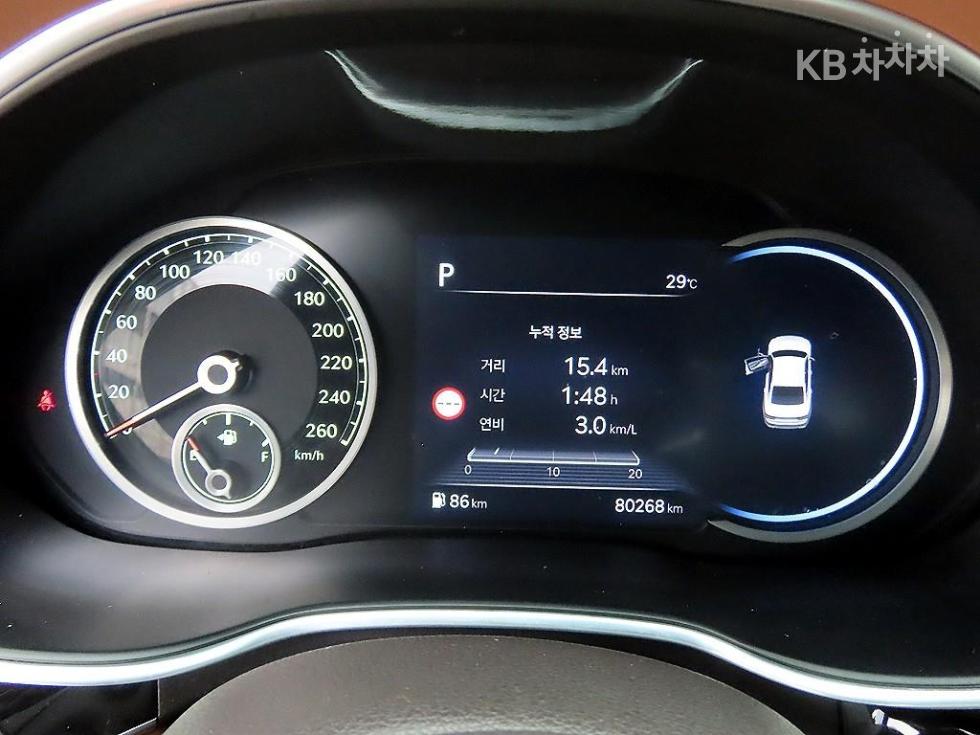 Genesis G80 — miniaturë 9