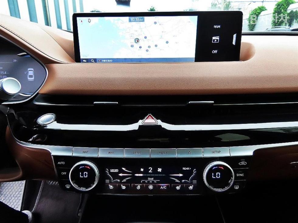 Genesis G80 — miniaturë 13