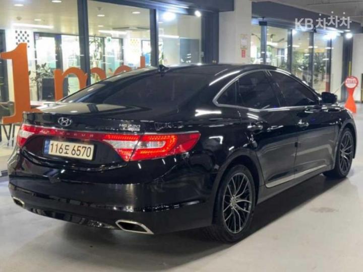 Hyundai Grandeur — miniaturë 4