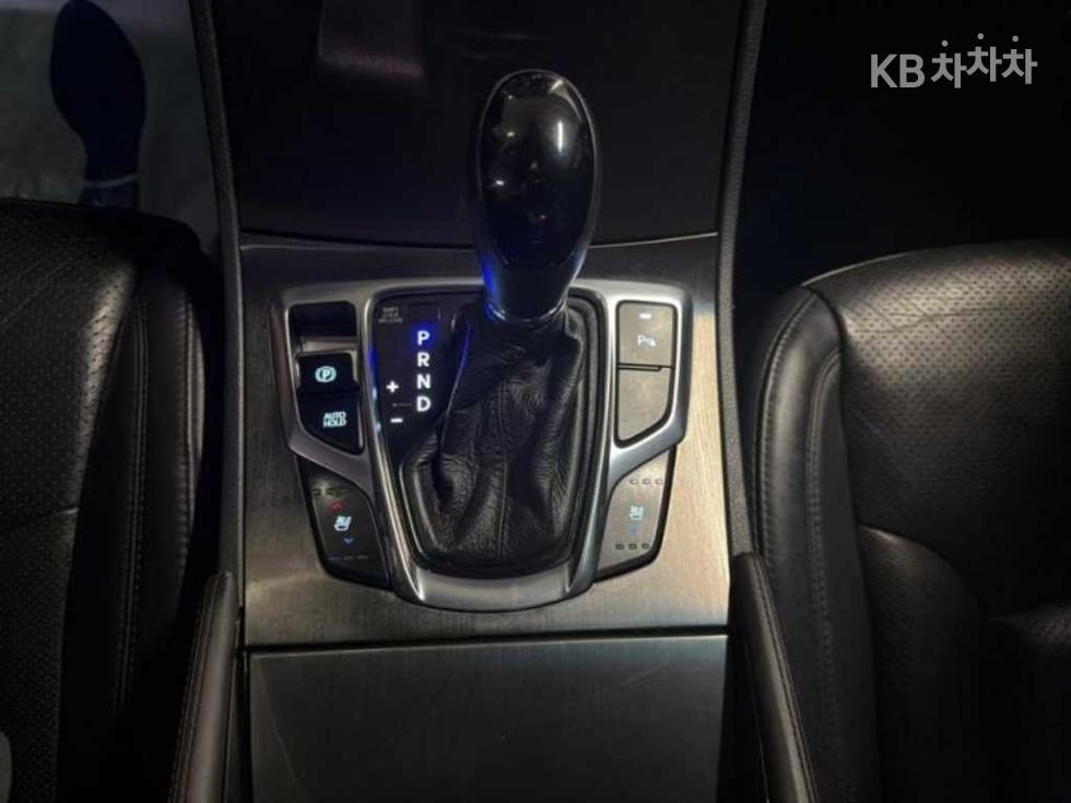 Hyundai Grandeur — miniaturë 12