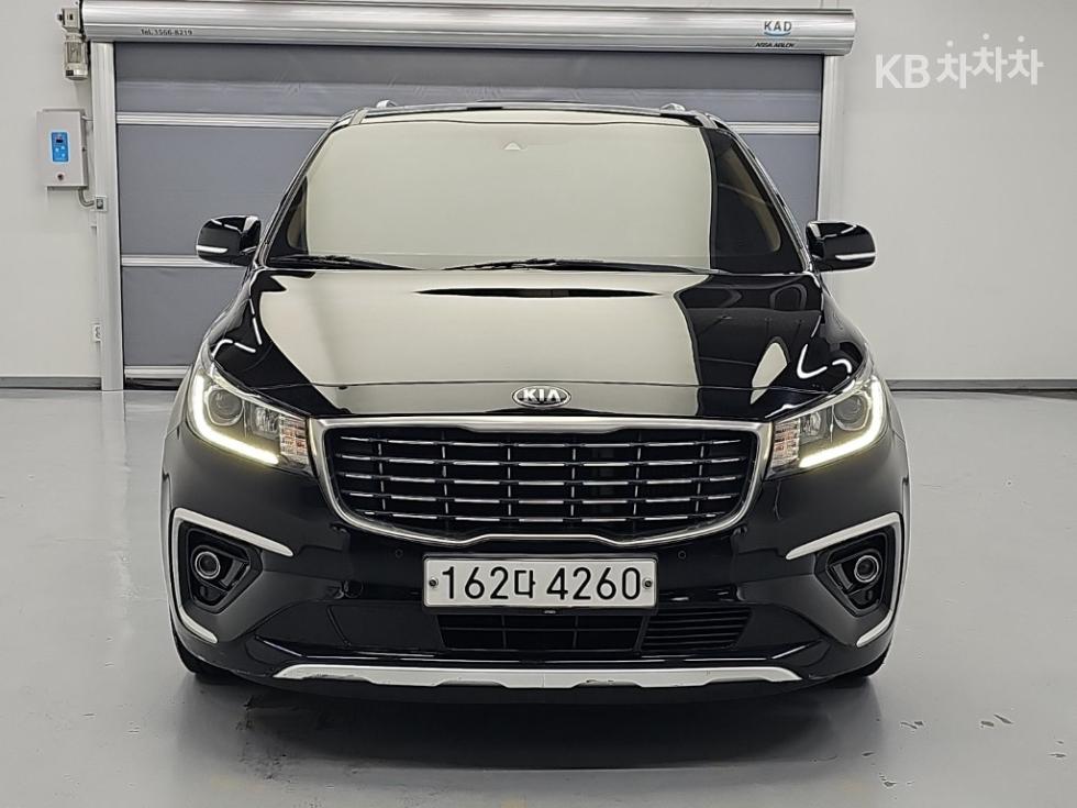 Kia Carnival — miniaturë 2